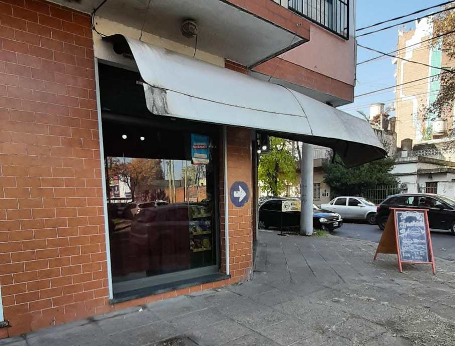 Sucre 300 · Morón — foto 15