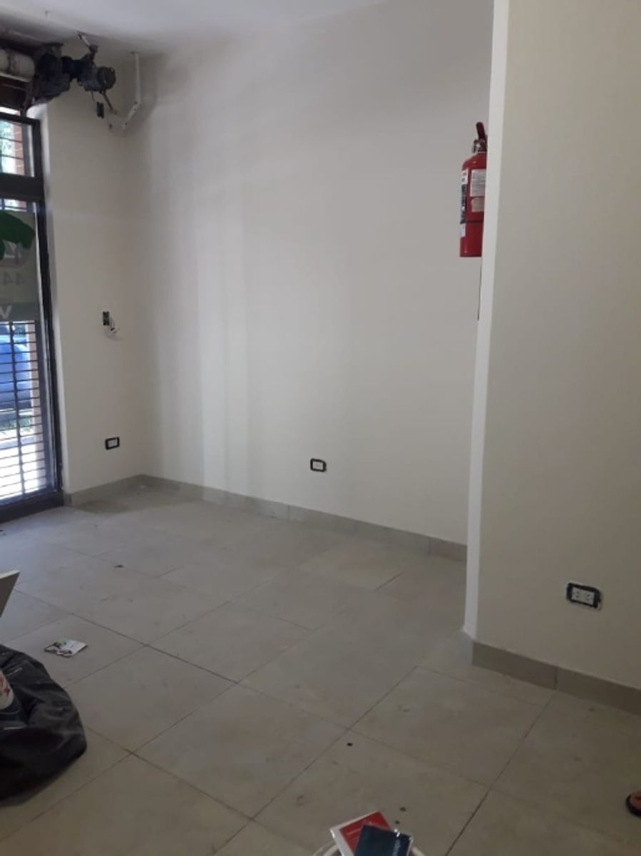 Sucre 300 · Morón — foto 5
