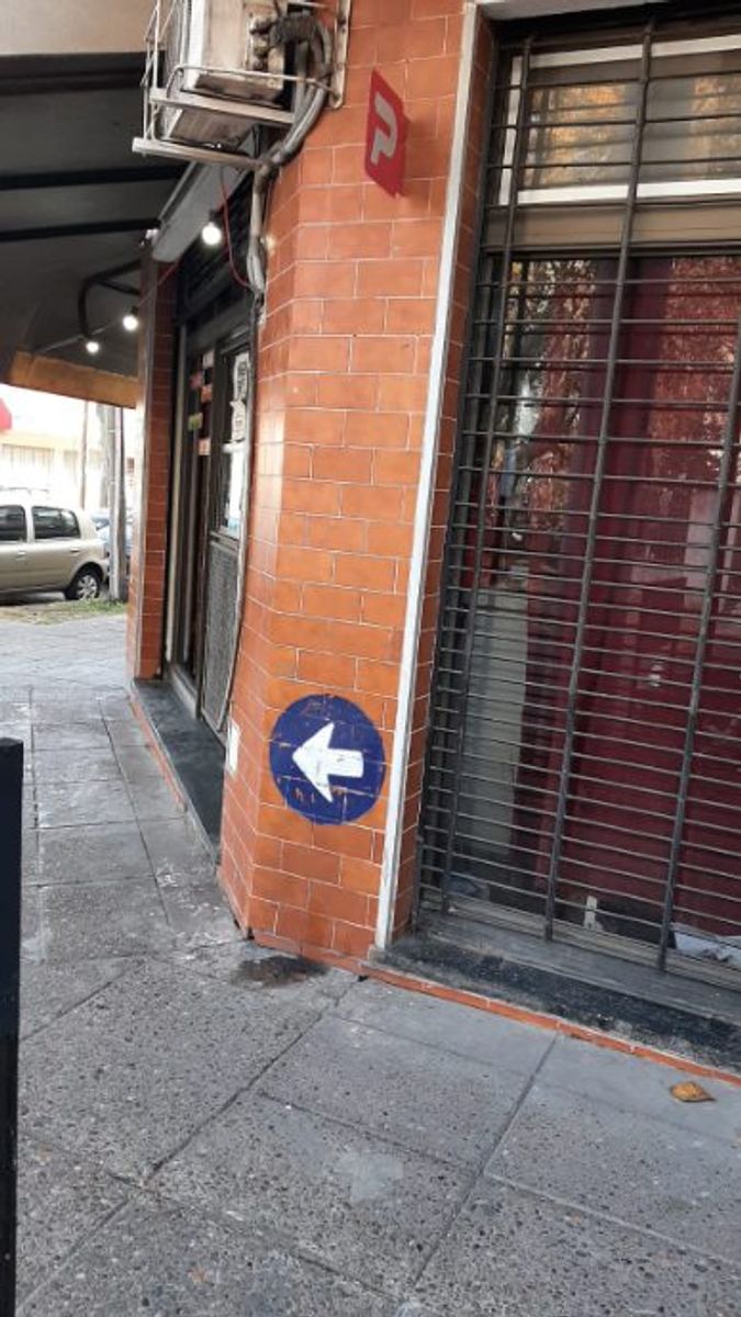 Sucre 300 · Morón — foto 9