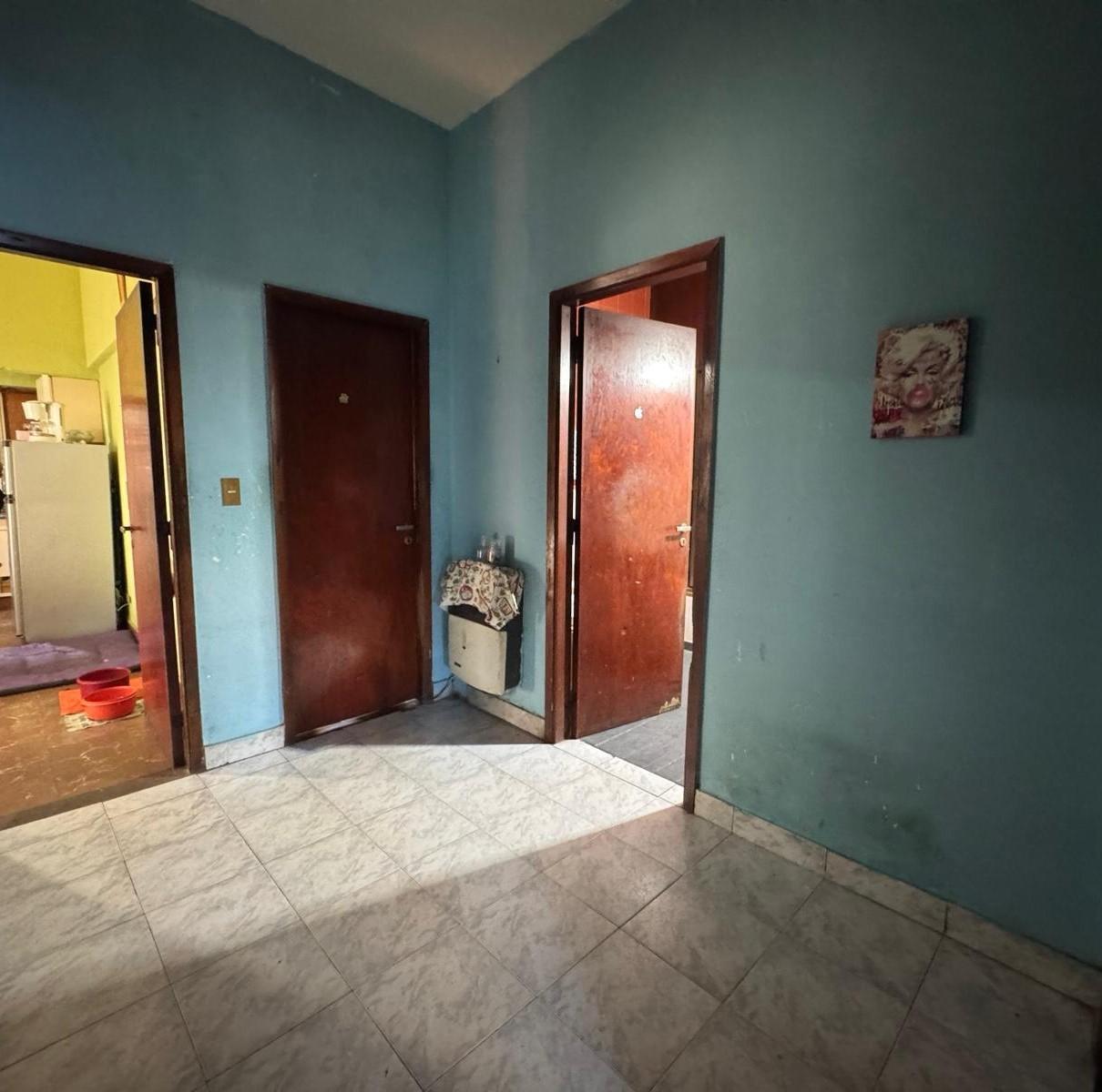 BRASIL 974 · Morón — foto 6