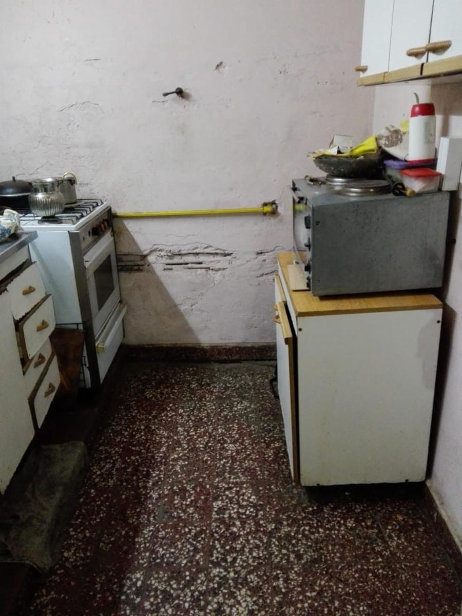 1210 roca · Almirante Brown — foto 4