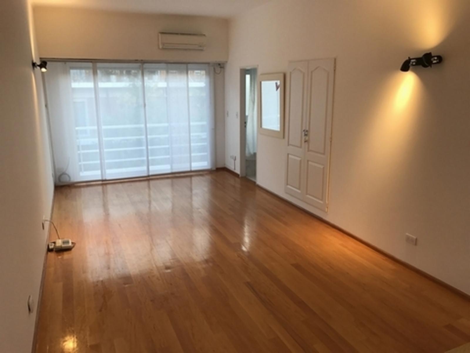  Excelente Monoambiente 34 m2 mas cochera / se vende  Con renta Hasta 4/2019