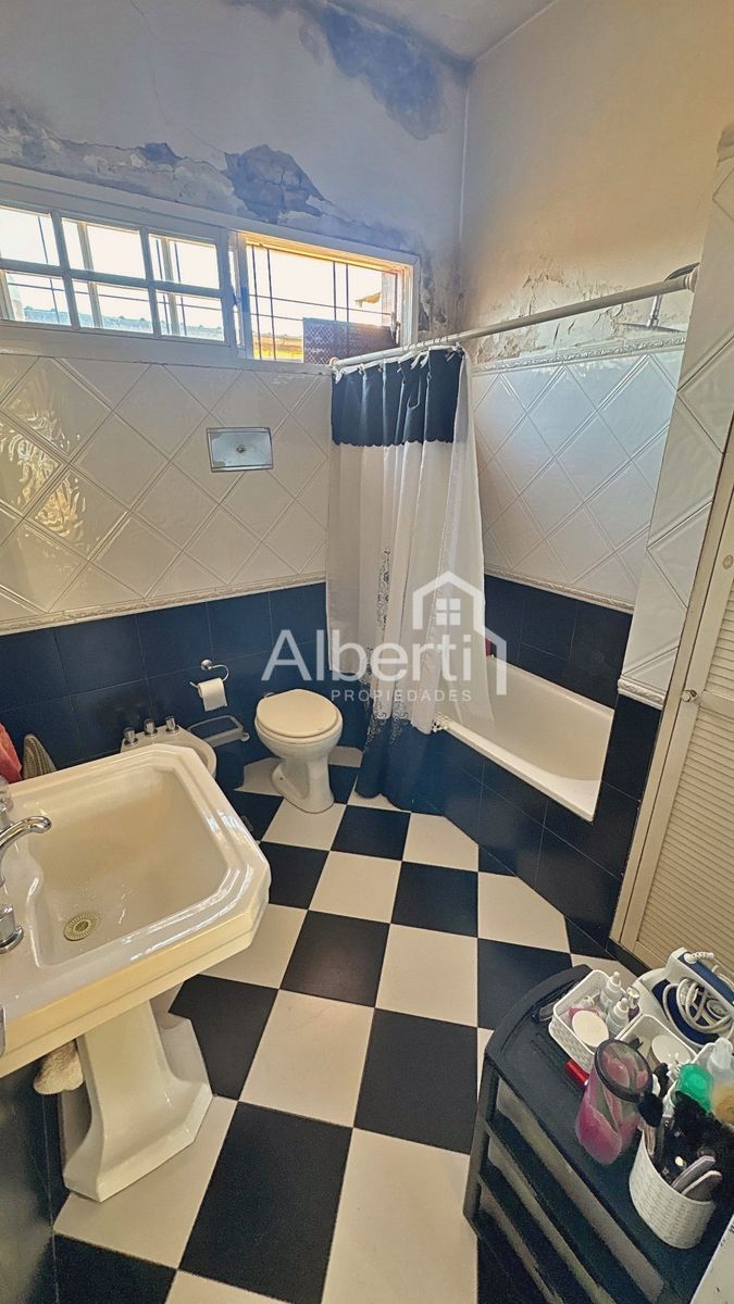 Enrique del Valle Iberlucea 486 · Morón — foto 21