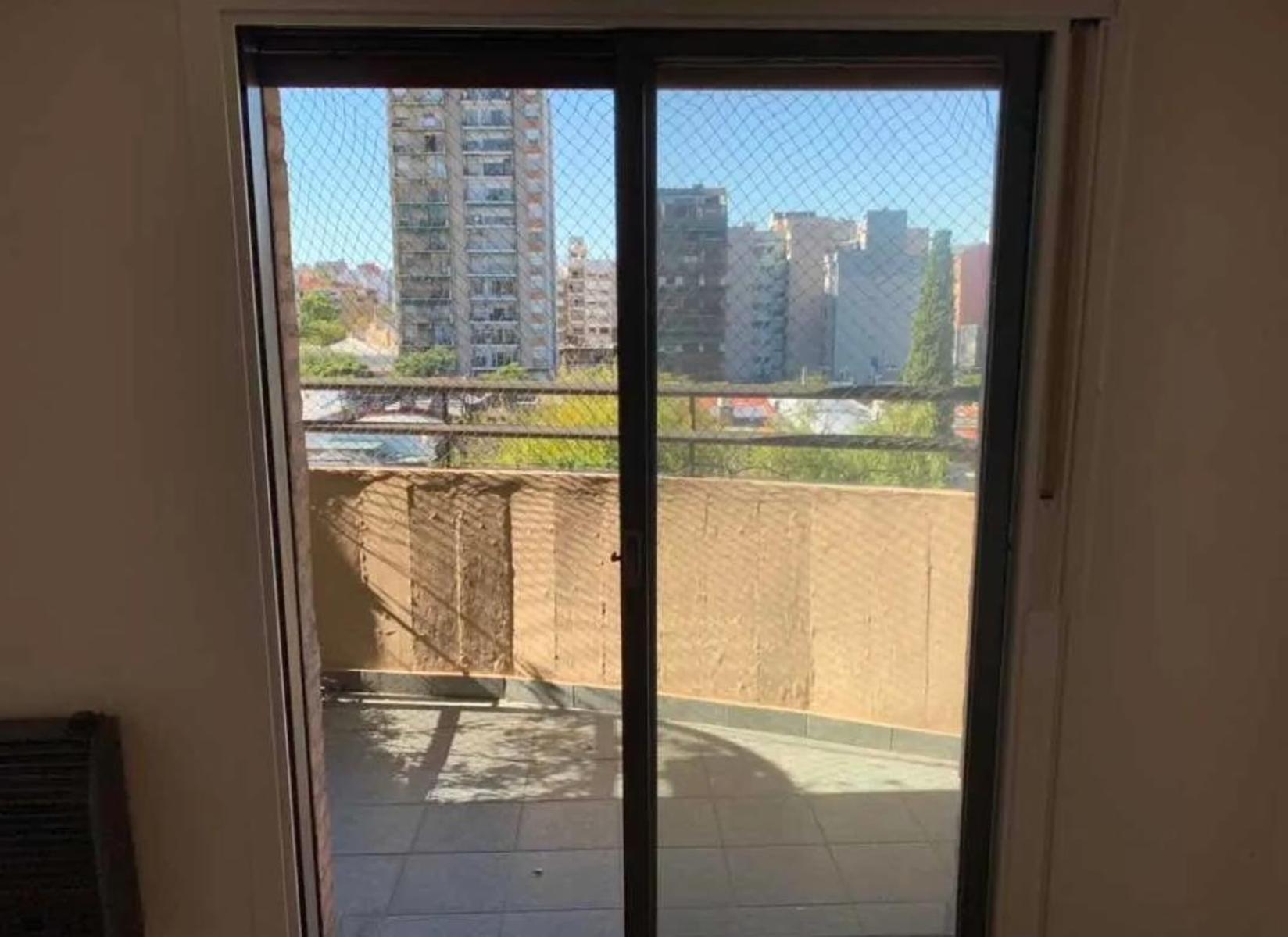 Juan De Garay al 2400 · Vicente López — foto 7