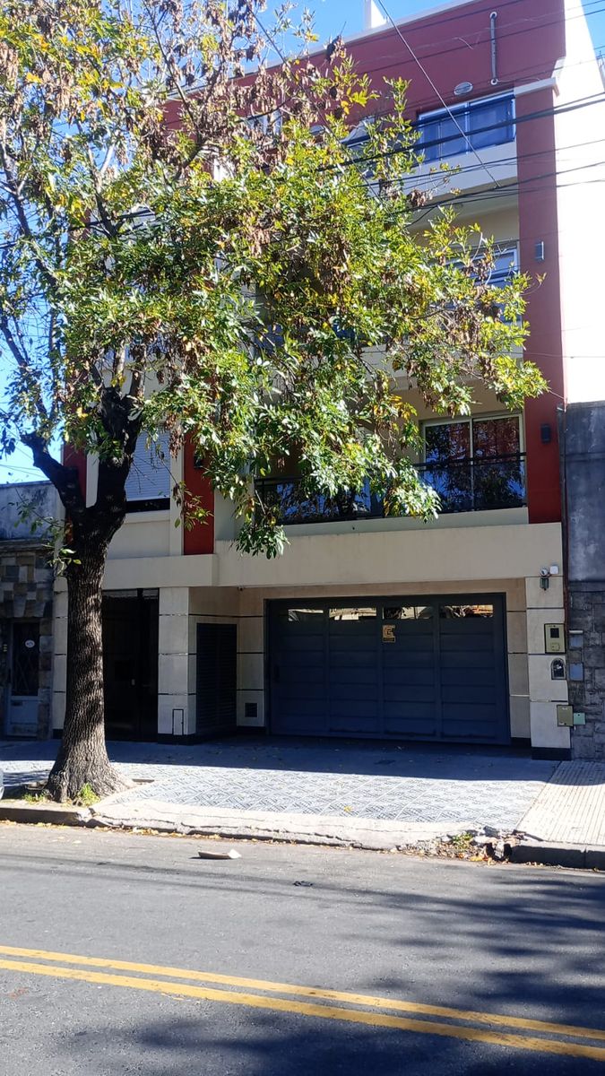 ZEQUEIRA 6165 · Mataderos — foto 8