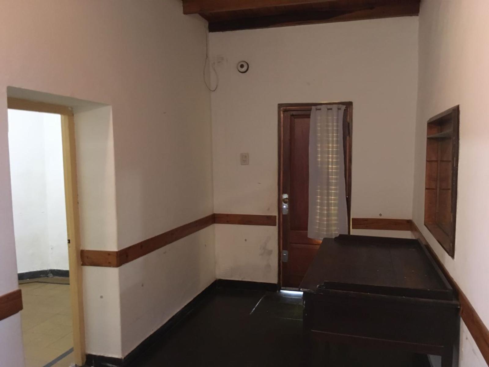 VENDO Casa - con RENTA en Suipacha esquina Tibiletti · Uruguay — foto 14