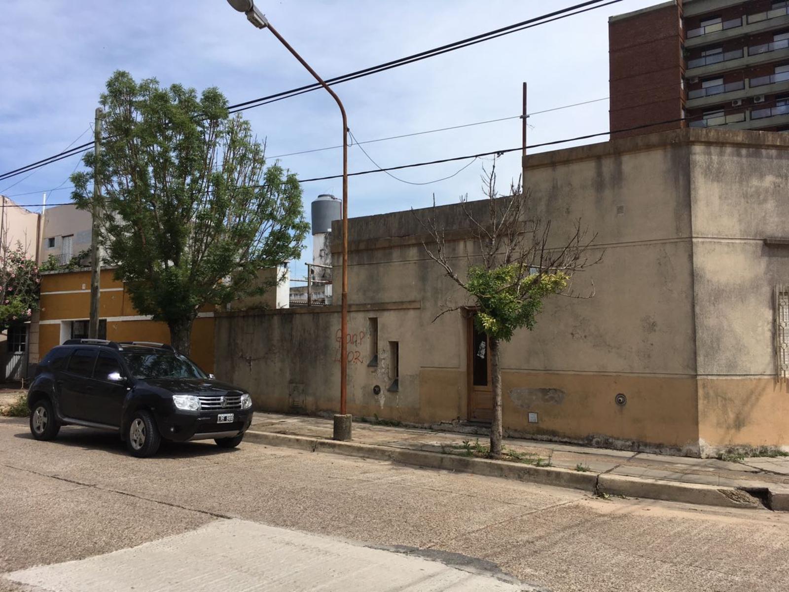 VENDO Casa - con RENTA en Suipacha esquina Tibiletti · Uruguay — foto 7