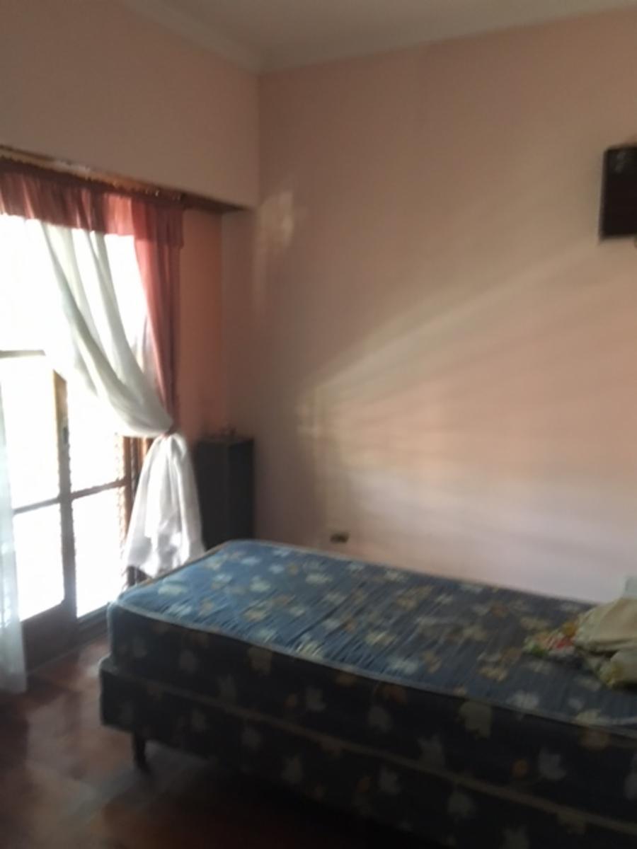 Chalet en zona residencial con pileta!!