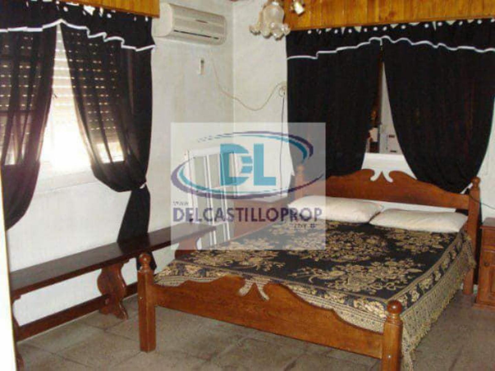 Manuel De Falla 2151 · Tigre — foto 6