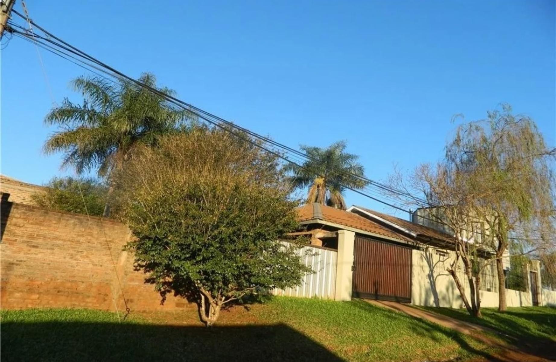 Luis Rolon y San Estrecho · Oberá — foto 6