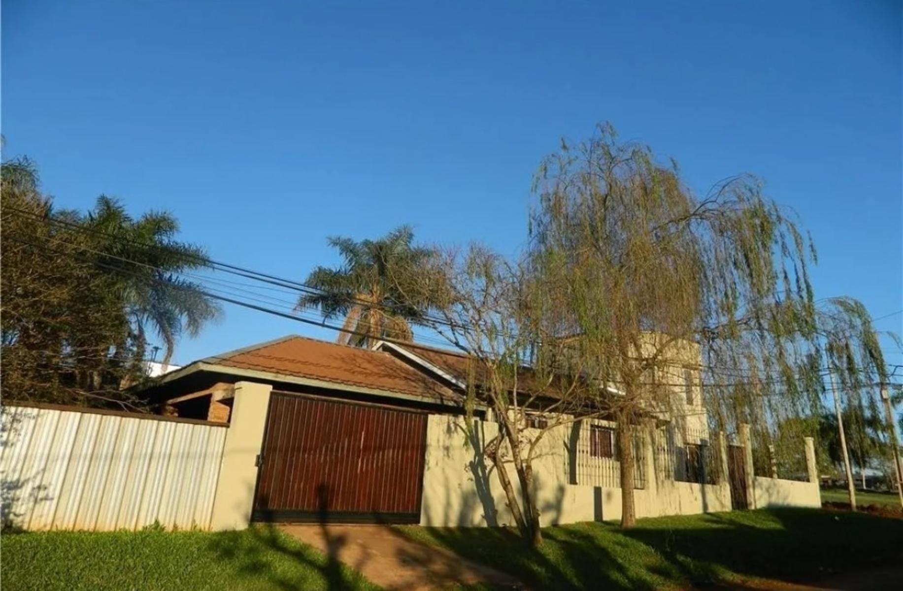Luis Rolon y San Estrecho · Oberá — foto 8