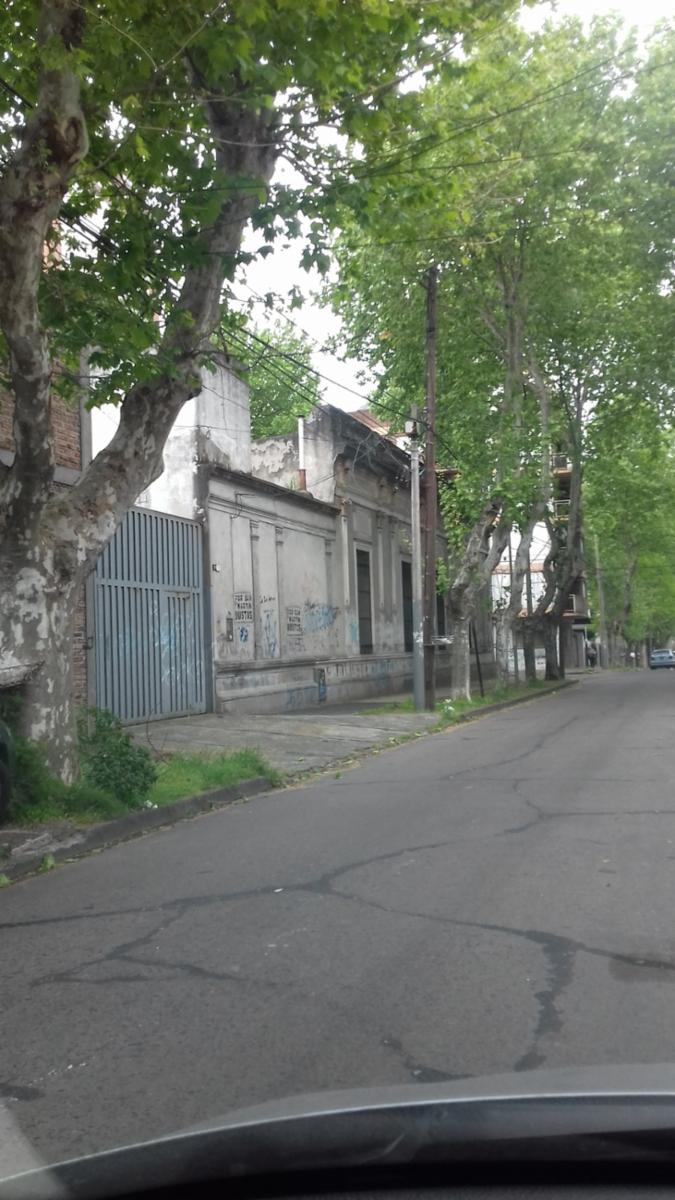 IMPONENTE LOTE A DEMOLER SAN MARTIN CENTRO A METROS DE LA PLAZA SAN MARTIN 