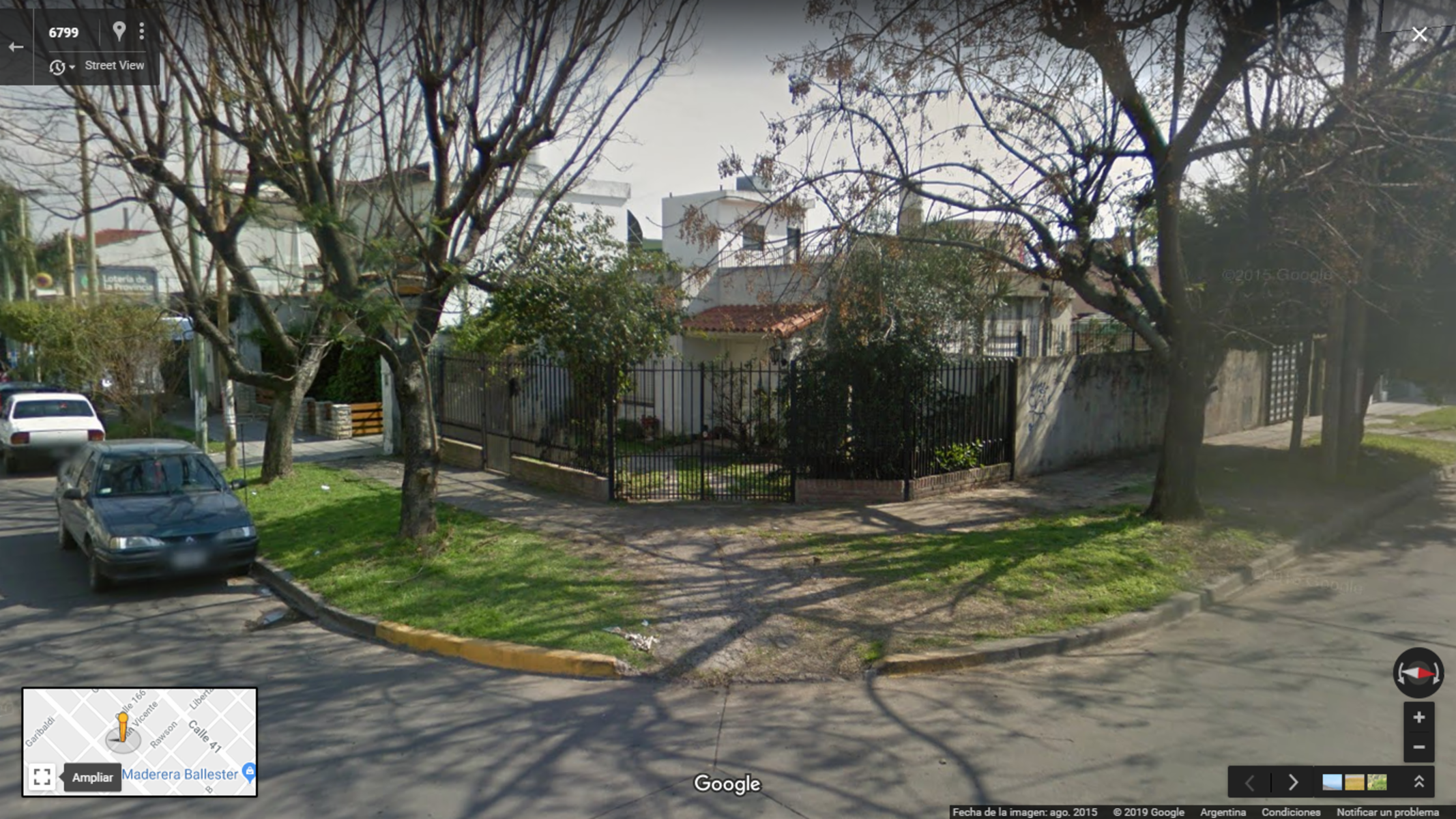 Excelente propiedad en lote propio en buena zona residencial