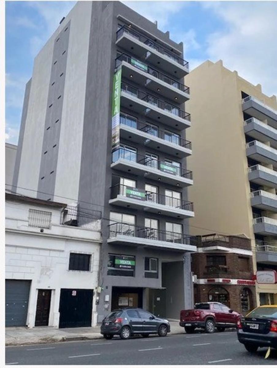 AV DIRECTORIO 2981 · Flores — foto 17