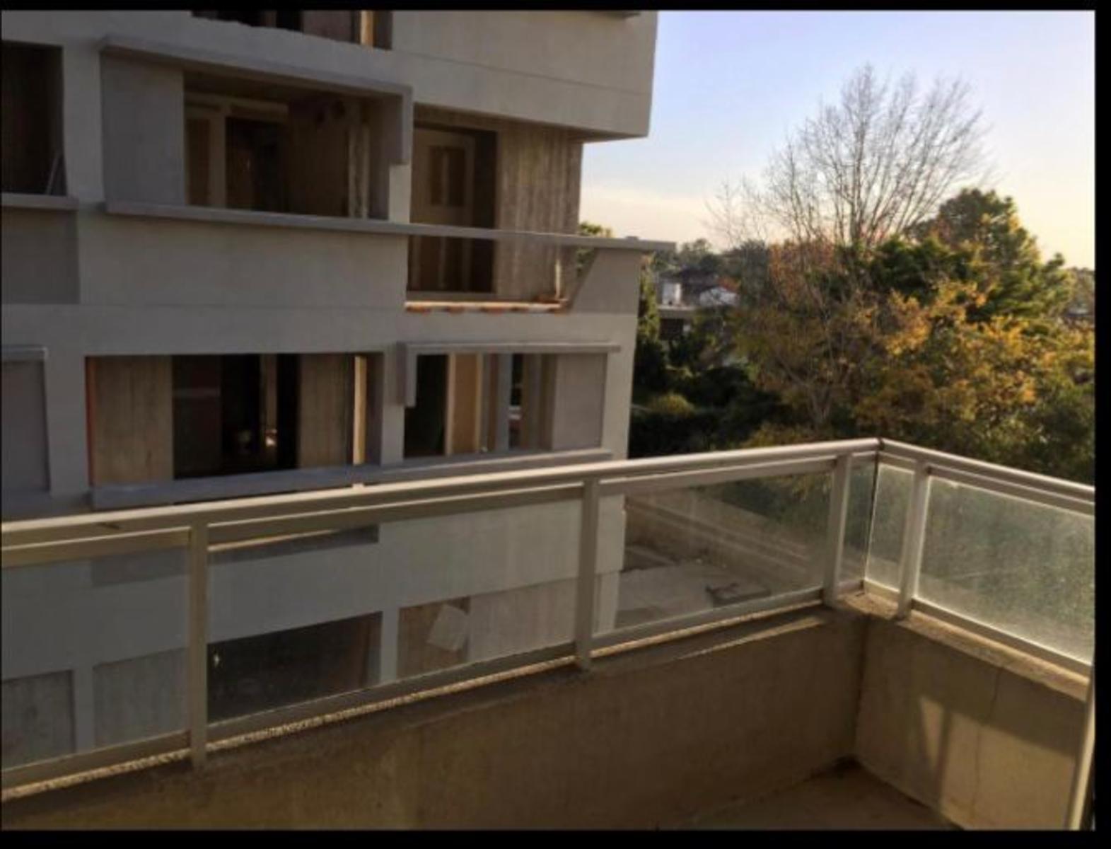 MORENO 832 5TO PISO · Escobar — foto 4