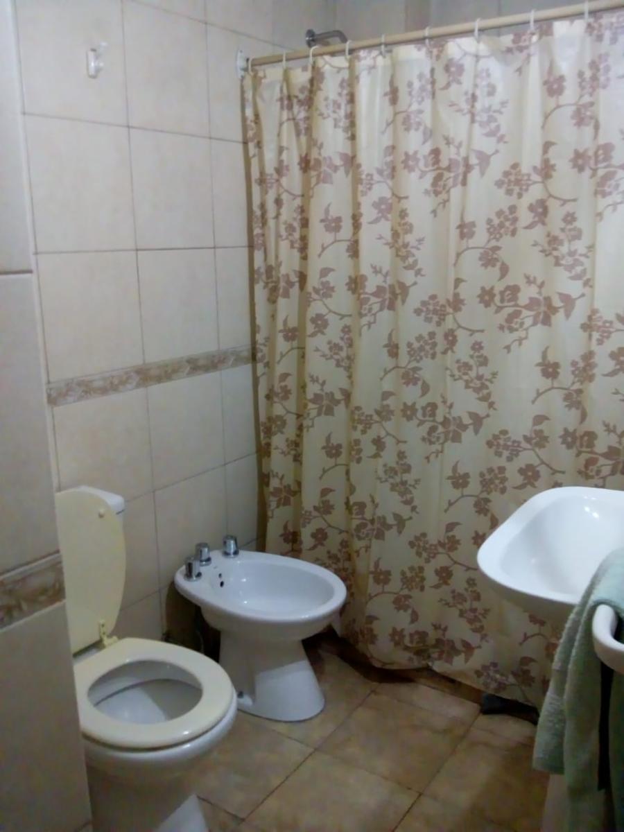 Gral Juan Jose Valle 400, primer piso · Morón — foto 15