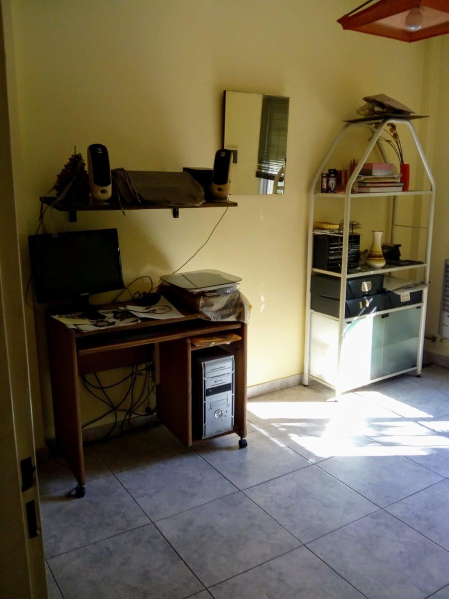 Gral Juan Jose Valle 400, primer piso · Morón — foto 18