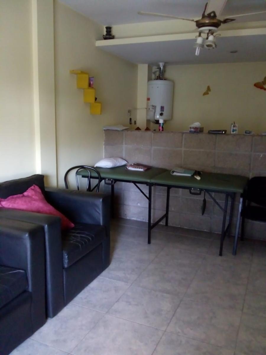 Gral Juan Jose Valle 400, primer piso · Morón — foto 4