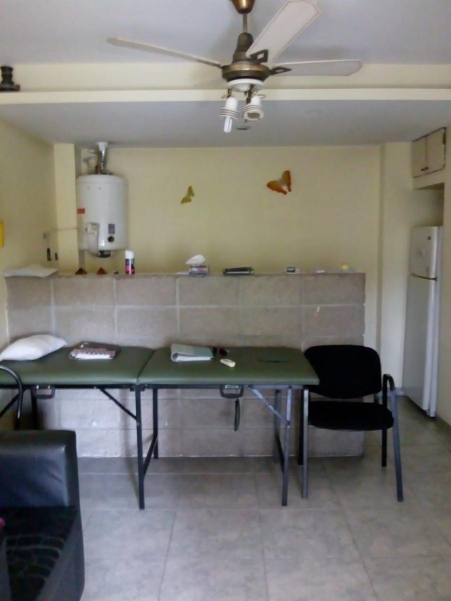 Gral Juan Jose Valle 400, primer piso · Morón — foto 5
