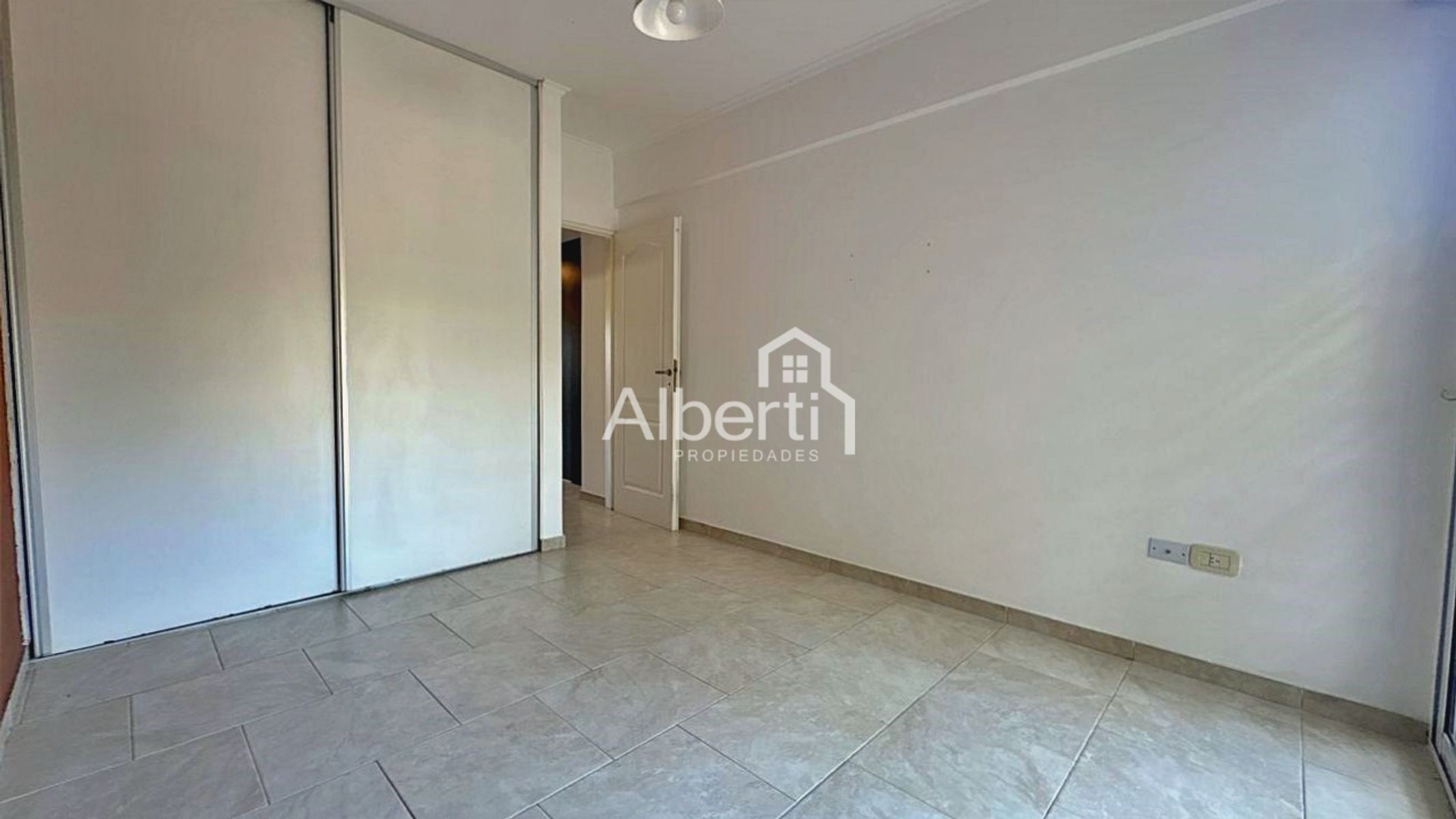 Caseros 175 · Morón — foto 11