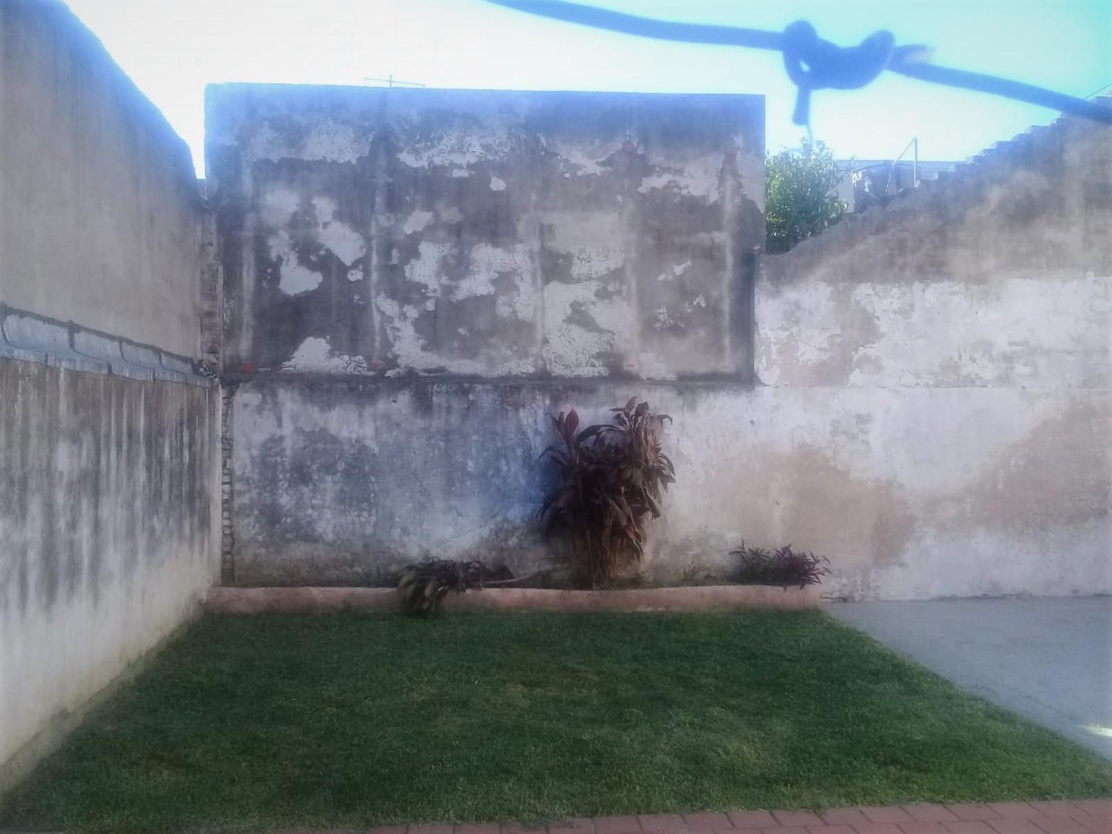 MARTIN MIGUENZ 7430 · Tres De Febrero — foto 17