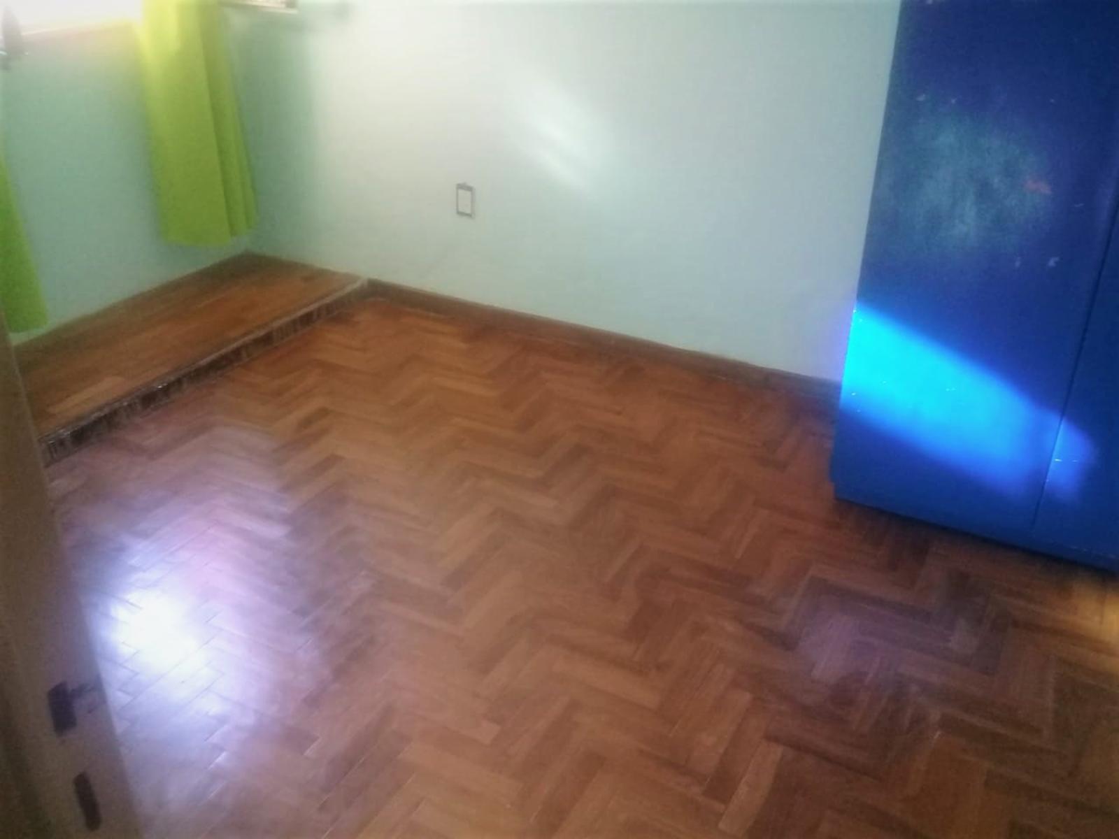 MARTIN MIGUENZ 7430 · Tres De Febrero — foto 8