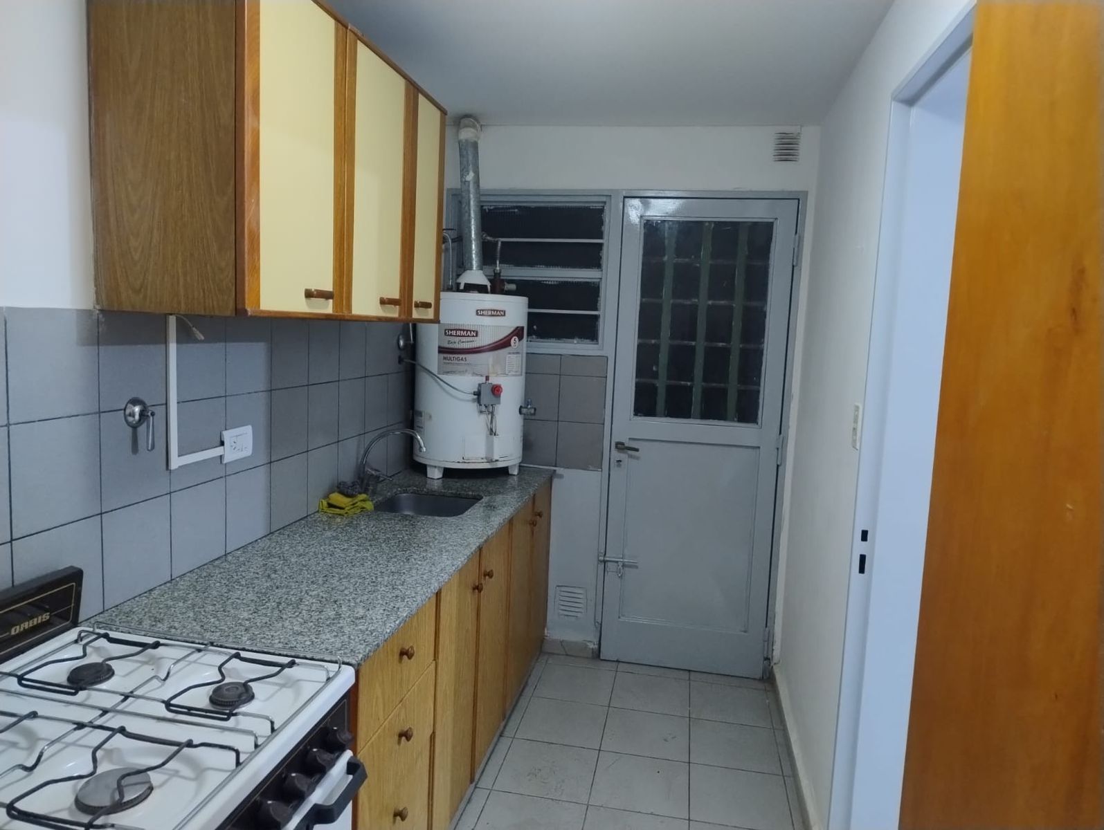 Thompson 1244 · Bahia Blanca — foto 7