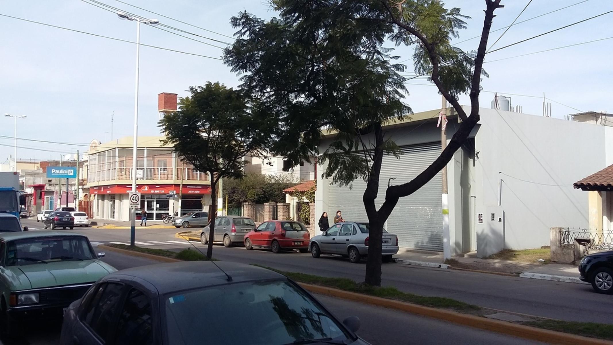 AV. PTE PERON · Malvinas Argentinas — foto 12