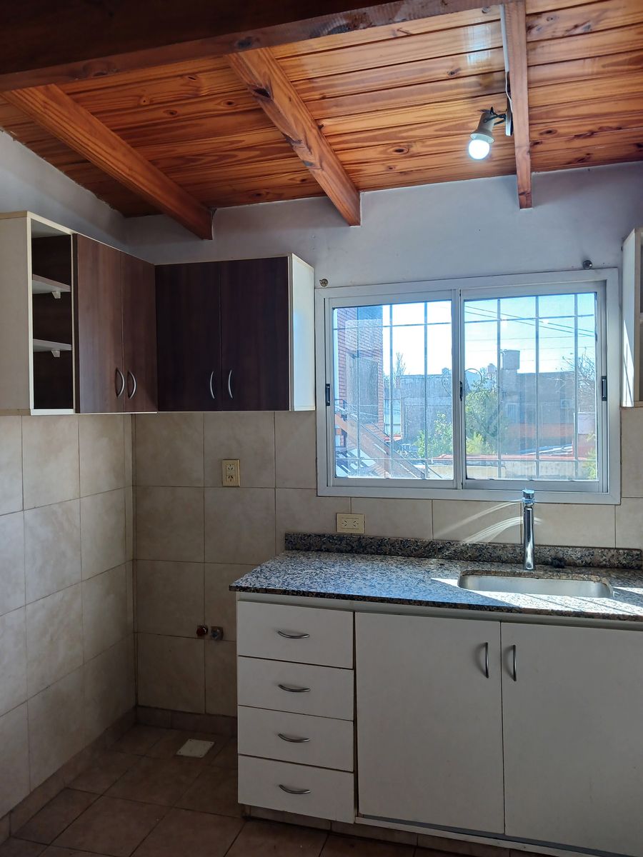 DOIDAMIA PALACIOS 864 · Morón — foto 3