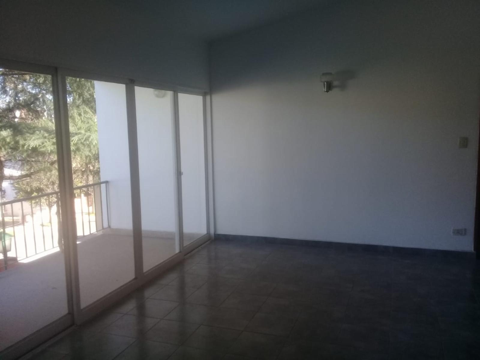 Carlos Paz, a 5 cuadras del centro. · Punilla — foto 10