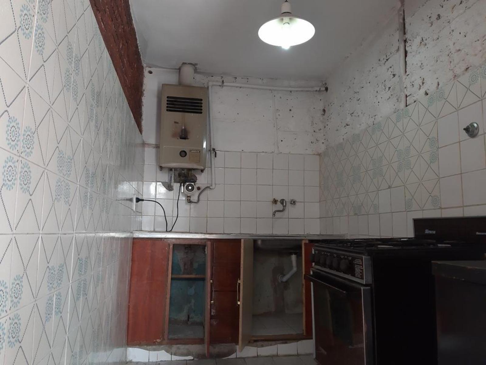 Alicia Moreau de Justo 2865 · La Matanza — foto 23