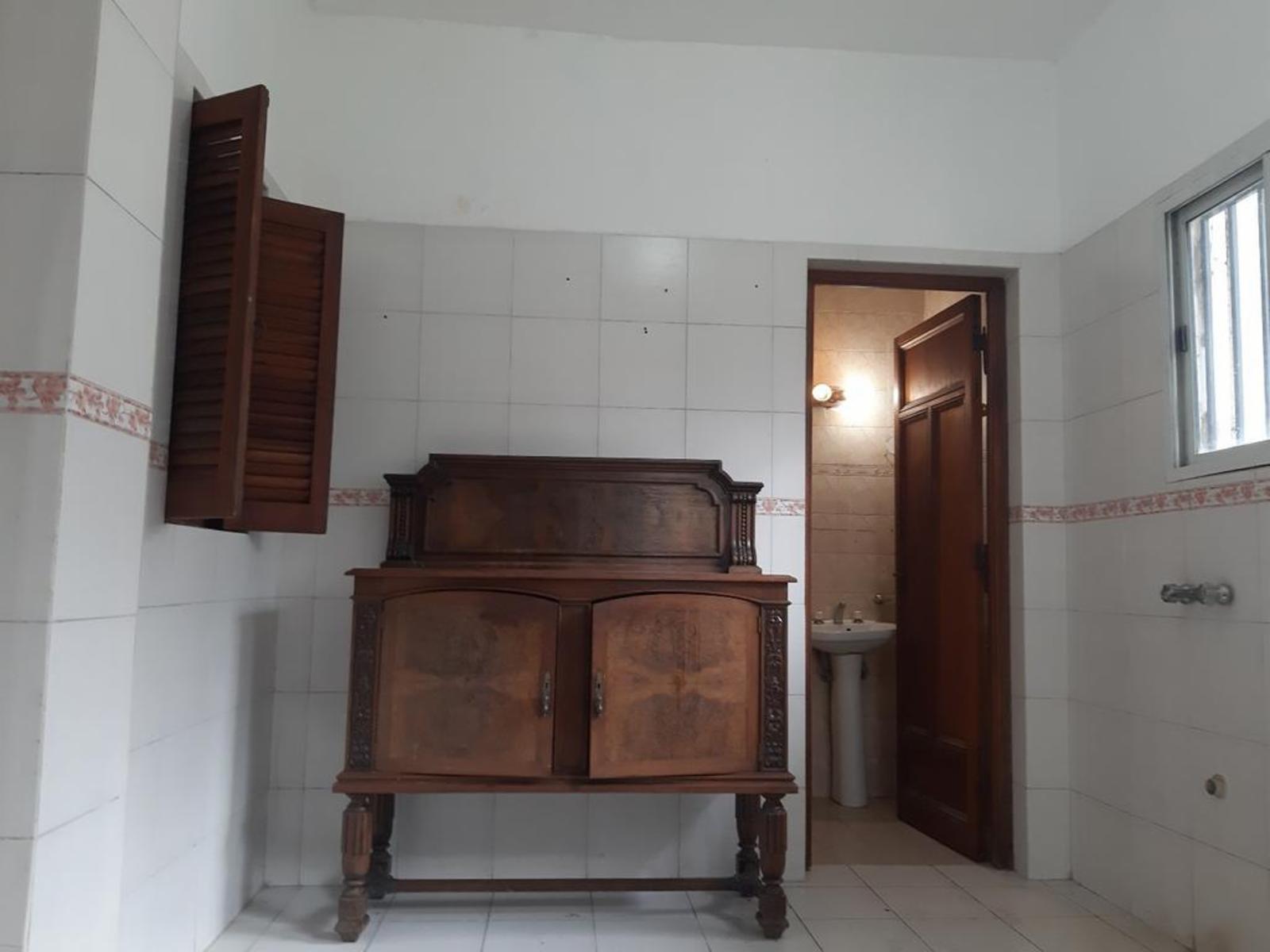 Alicia Moreau de Justo 2865 · La Matanza — foto 6