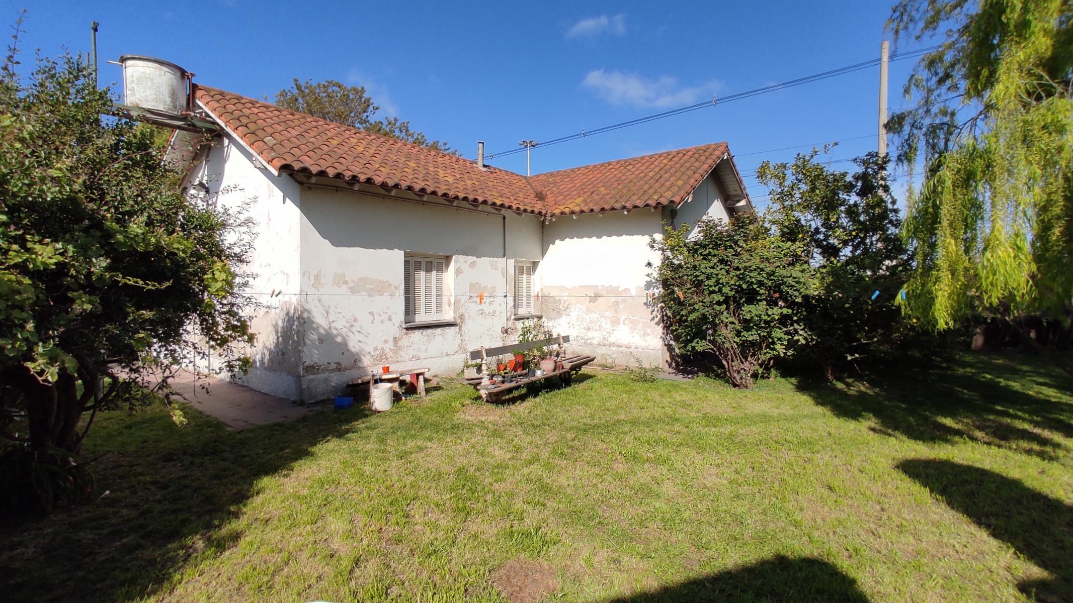 VENDO CASA CON TERRENO Y GALPON (ALTE BROWN 1522 QUEQUEN) · Necochea — foto 14