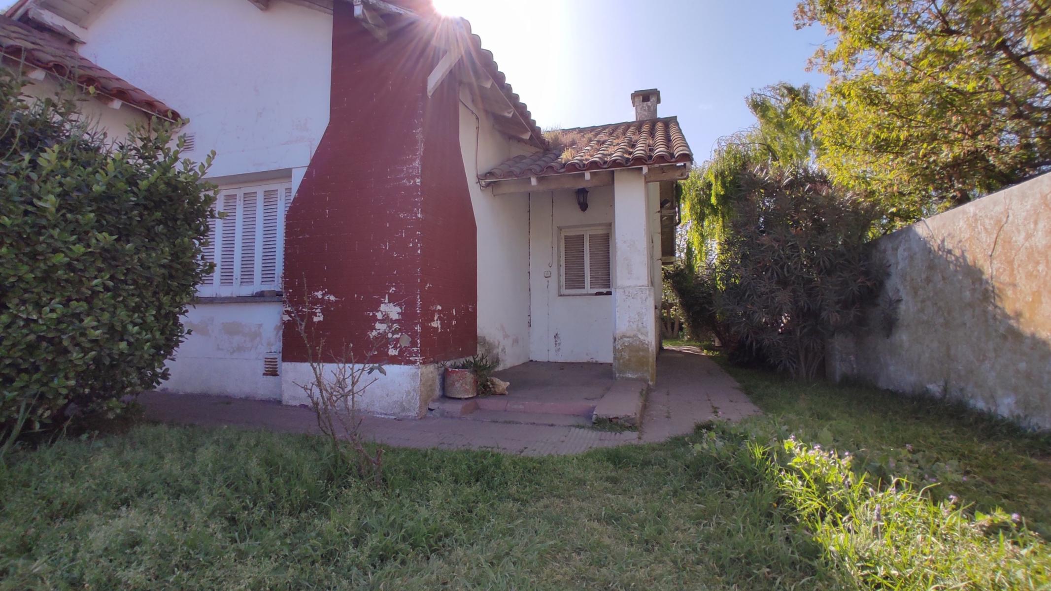 VENDO CASA CON TERRENO Y GALPON (ALTE BROWN 1522 QUEQUEN) · Necochea — foto 5
