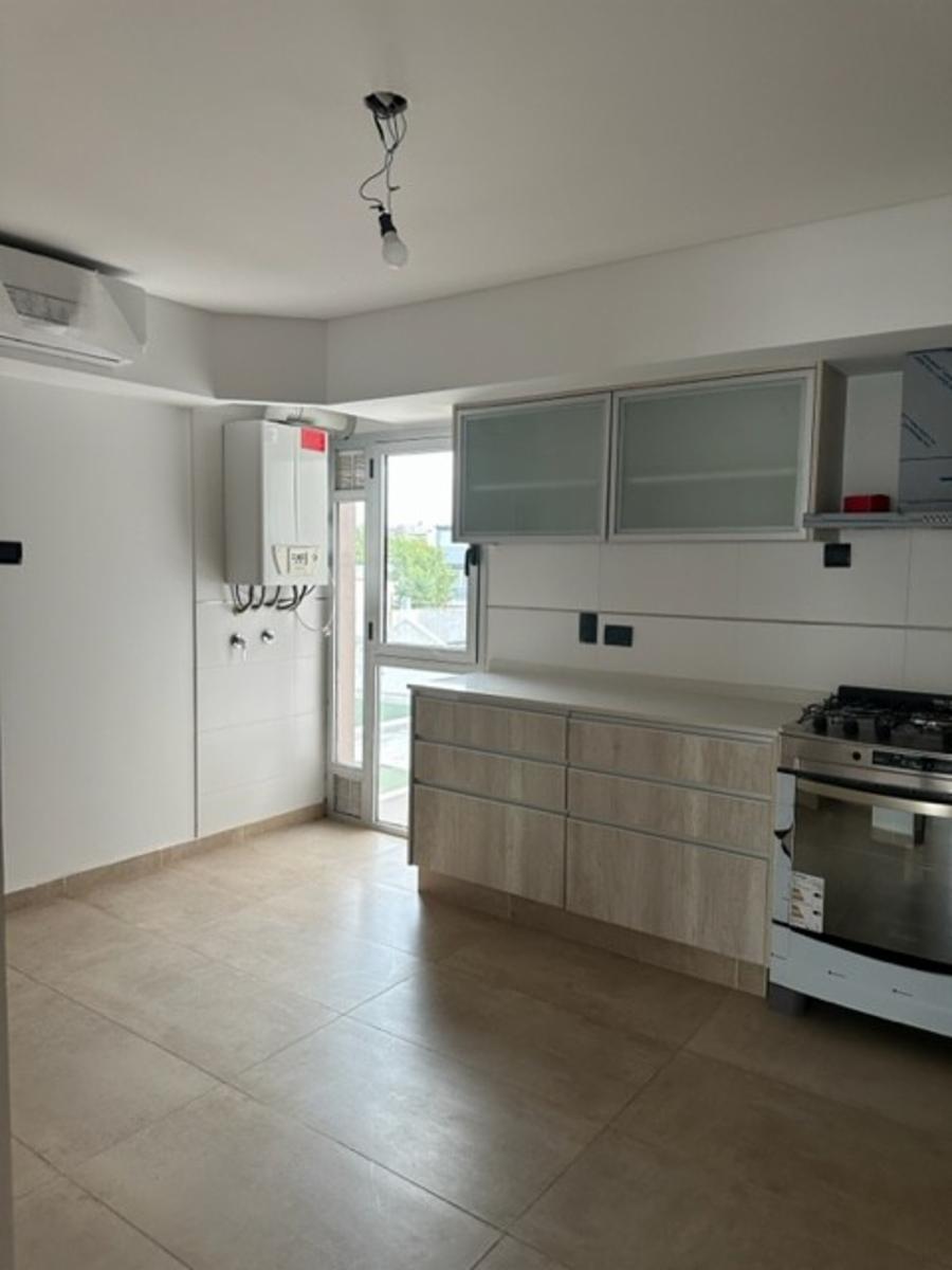LARRAZABAL 600 · Villa Luro — foto 19