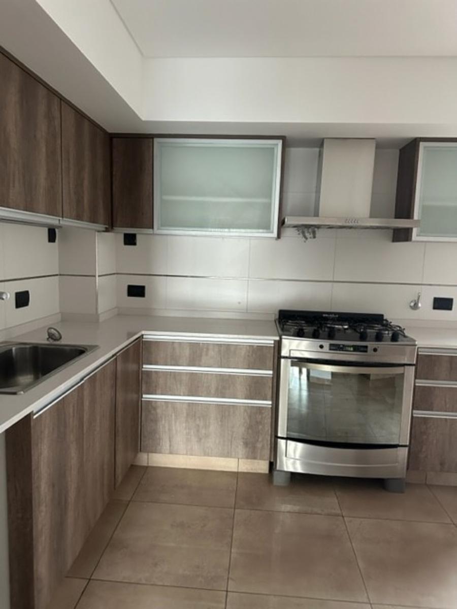 LARRAZABAL 600 · Villa Luro — foto 4