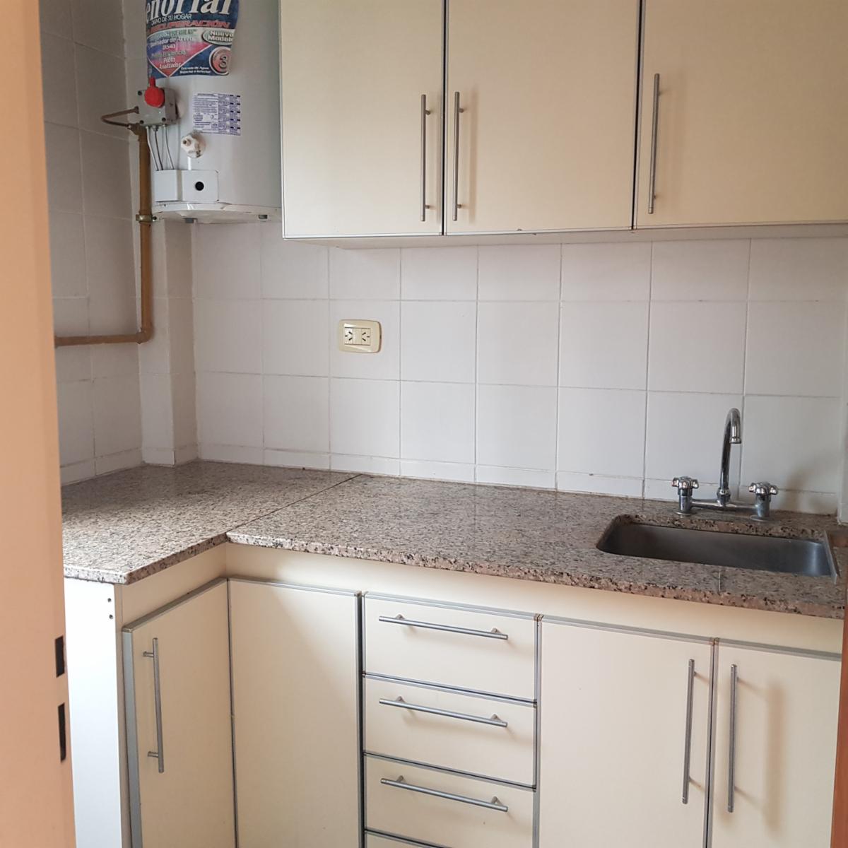 Rondeau 115 primer Piso · Ituzaingó — foto 4