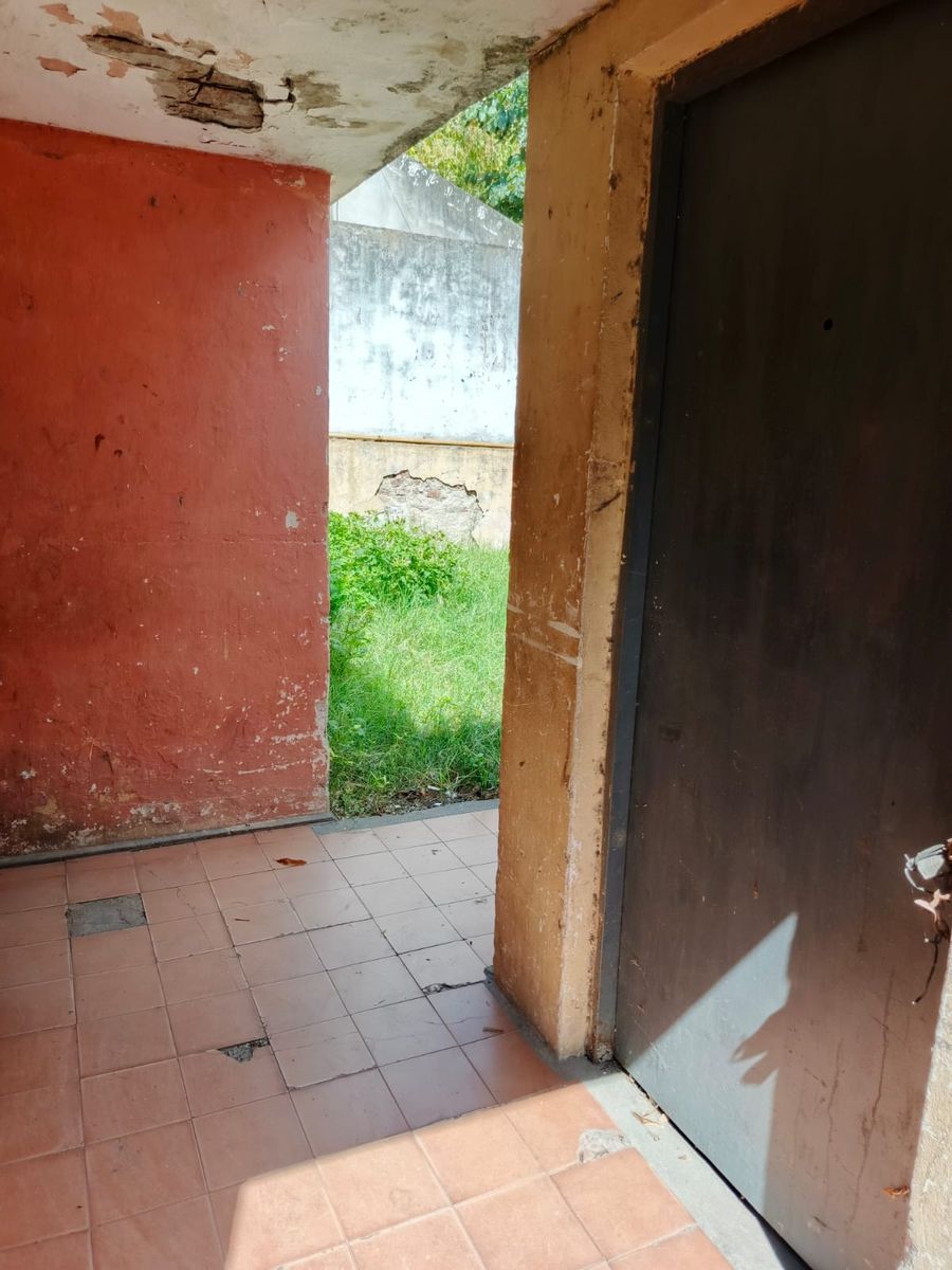 SAN VLADIMIRO 3900 · Lanús — foto 3