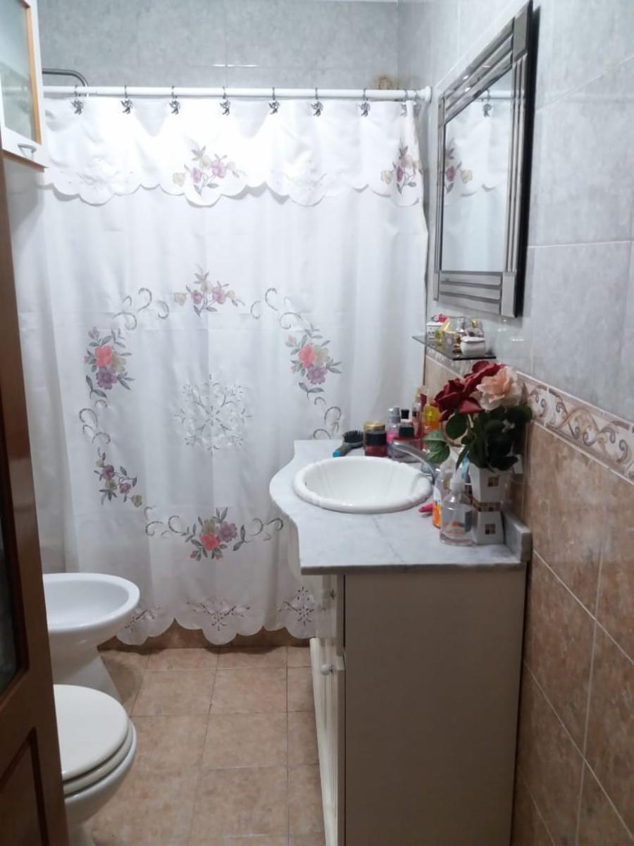 LISANDRO DE LA TORRE 1600 · Mataderos — foto 3