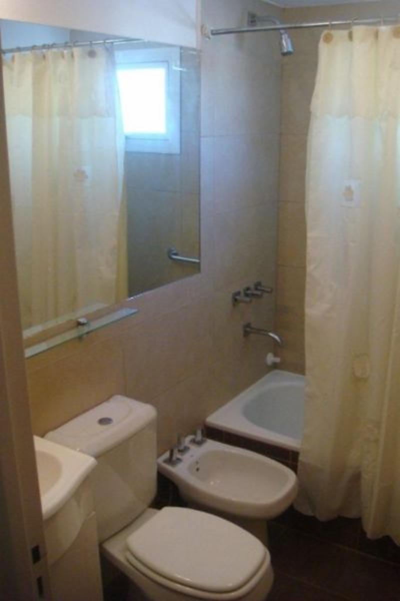VENTA DE EXCELENTE DEPARTAMENTO CON EJEMPLAR VISTA A LAS SIERRAS  EN PLENO CENTRO