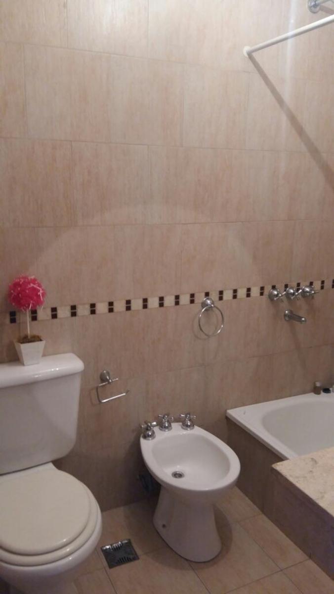 RINCÓN 556 · Lomas De Zamora — foto 5