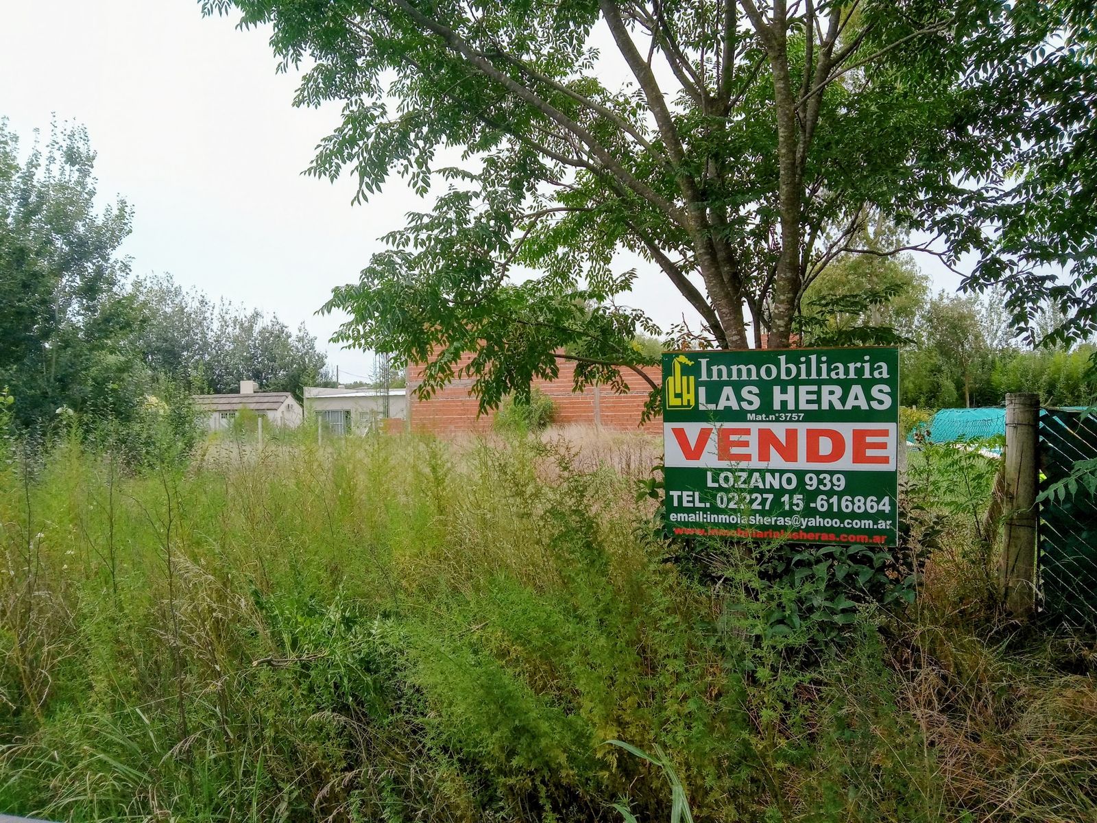 Lote en zona de casas quinta sobre Calle Jujuy