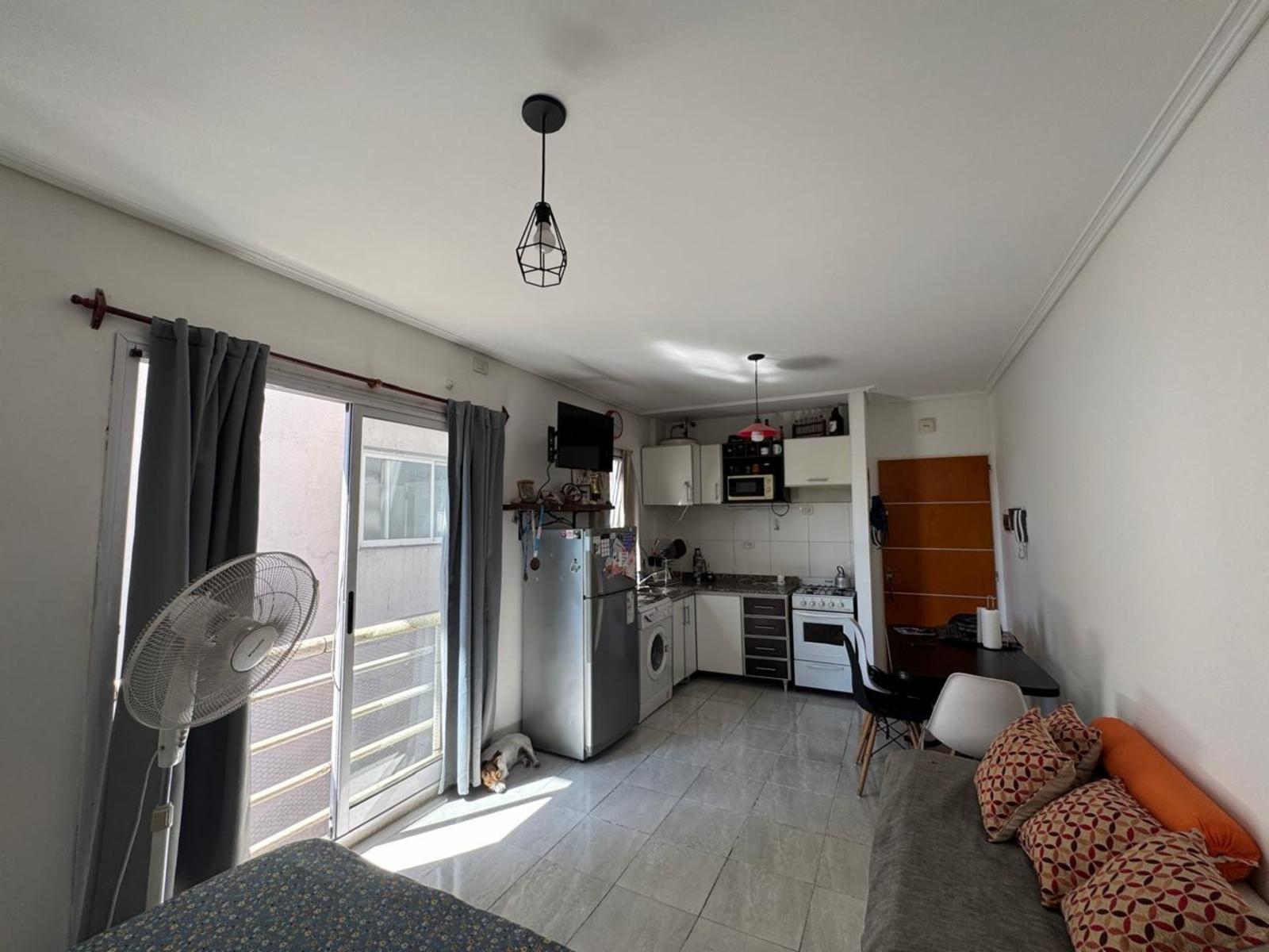 Roma 2424 · Lanús — foto 17