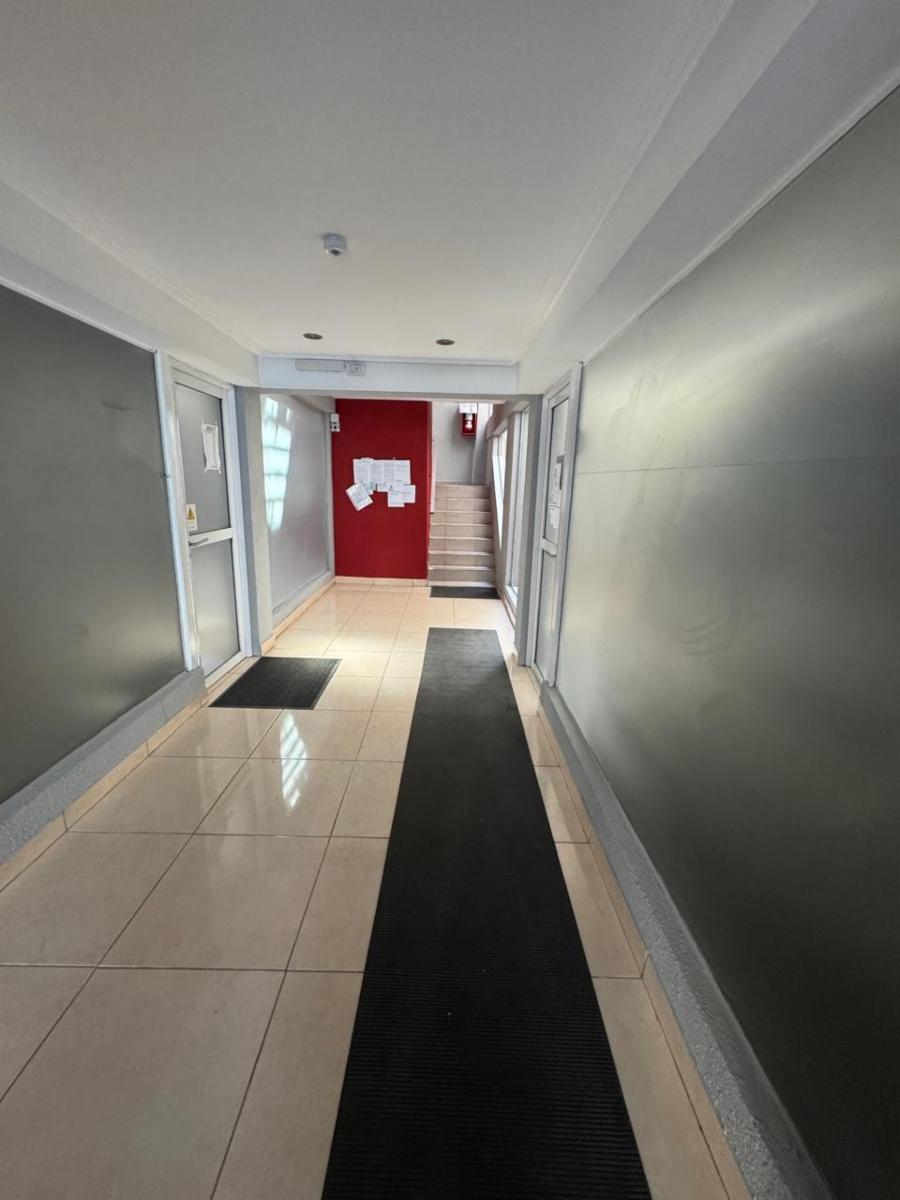 Roma 2424 · Lanús — foto 3