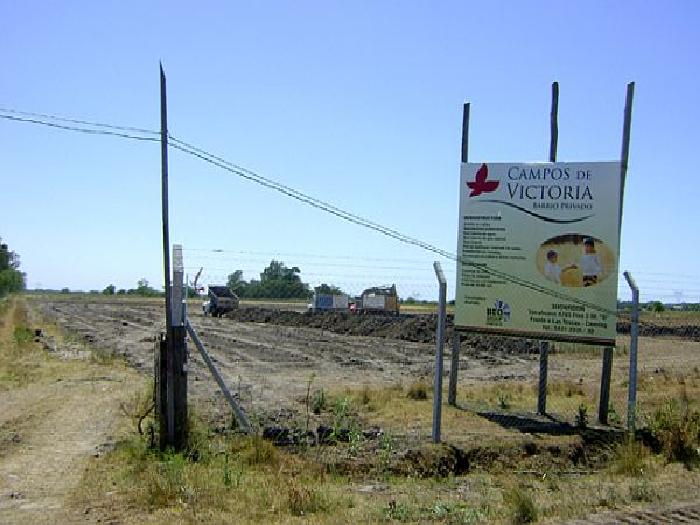 Av. M. Castex 1277 , Canning (Plaza Canning local 18) · Esteban Echeverría — foto 38
