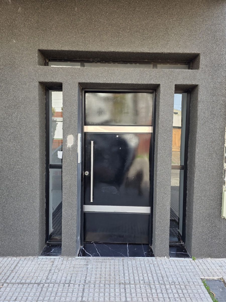 VENTA DEPARTAMENTO AL FRENTE