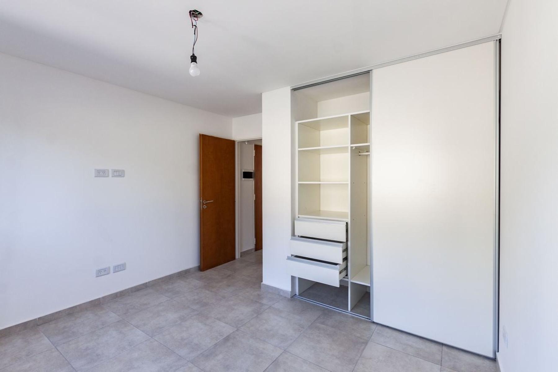 munilla 1000 · Morón — foto 12