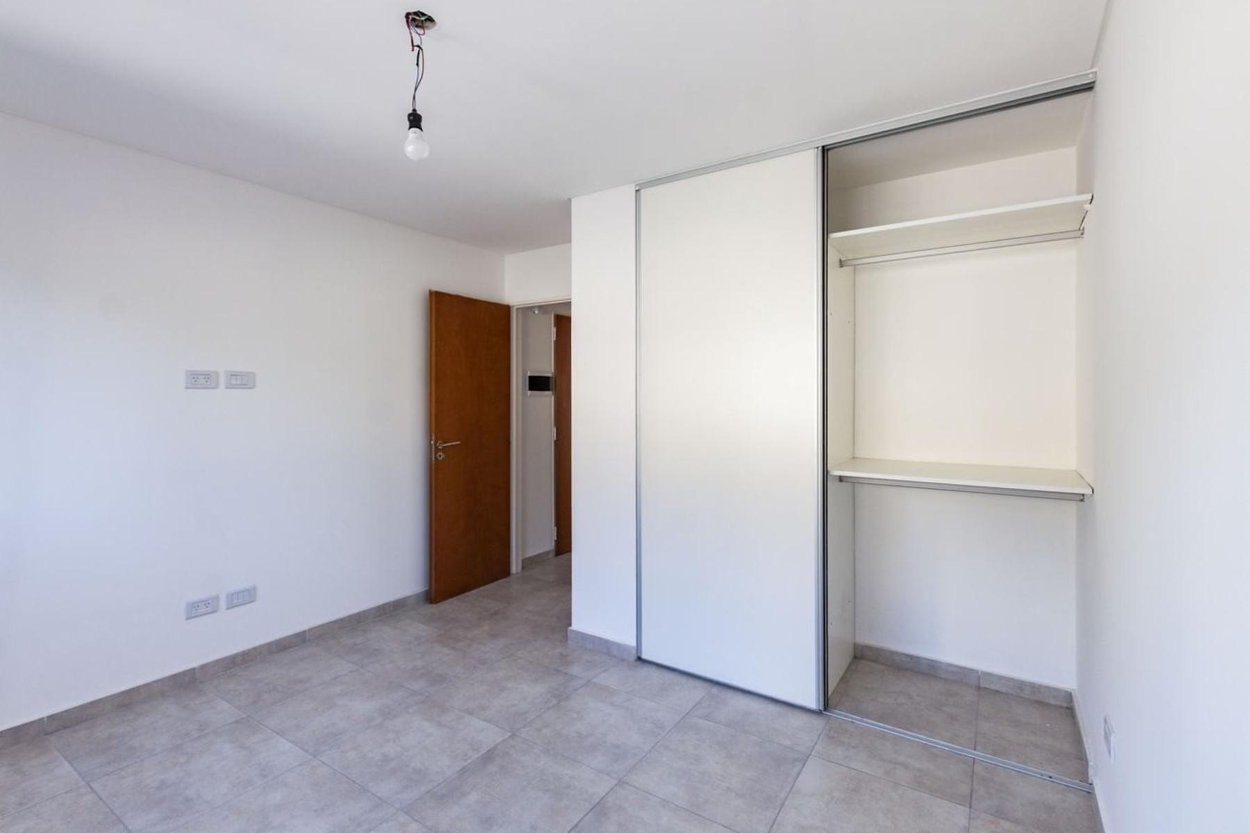 munilla 1000 · Morón — foto 13