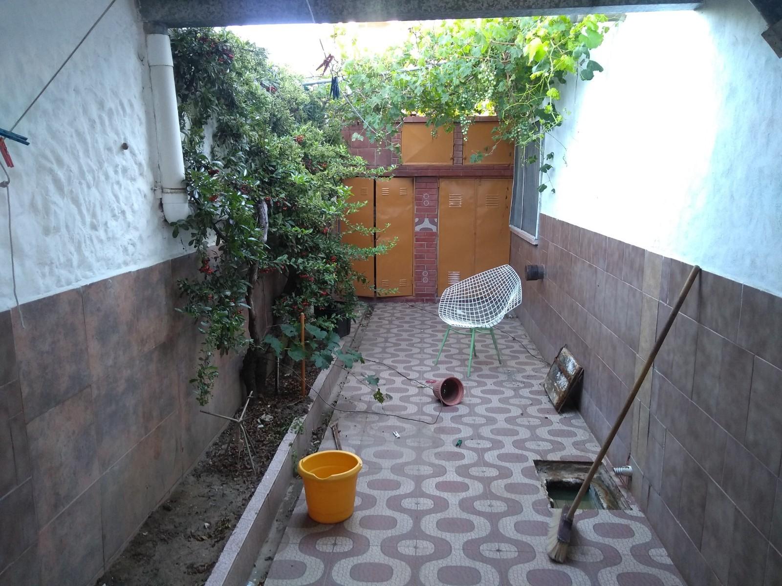 9 DE ABRIL 850 · Coronel Dorrego — foto 4