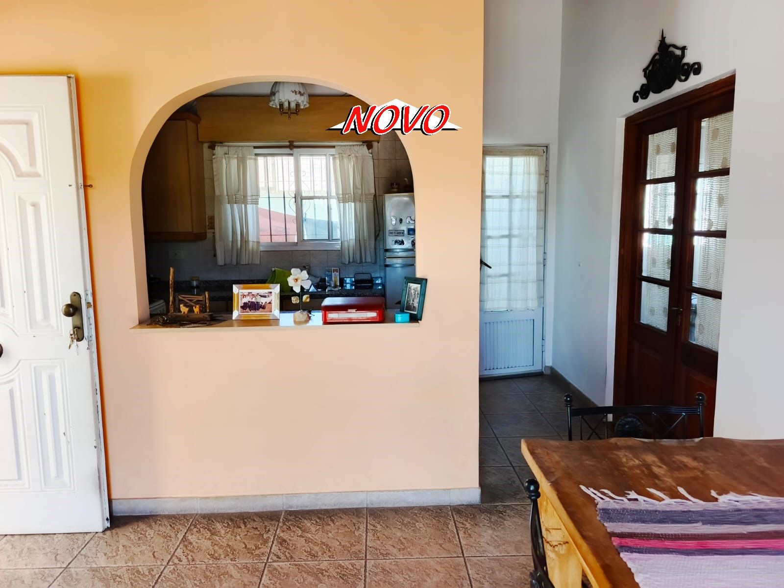 Balvin 1400 · Lanús — foto 3